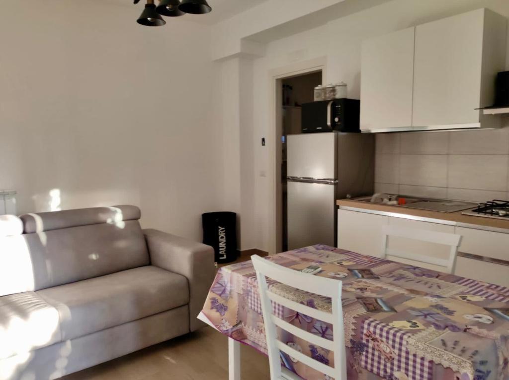 Tiny Green Apartament In Rome - Magliana Luaran gambar